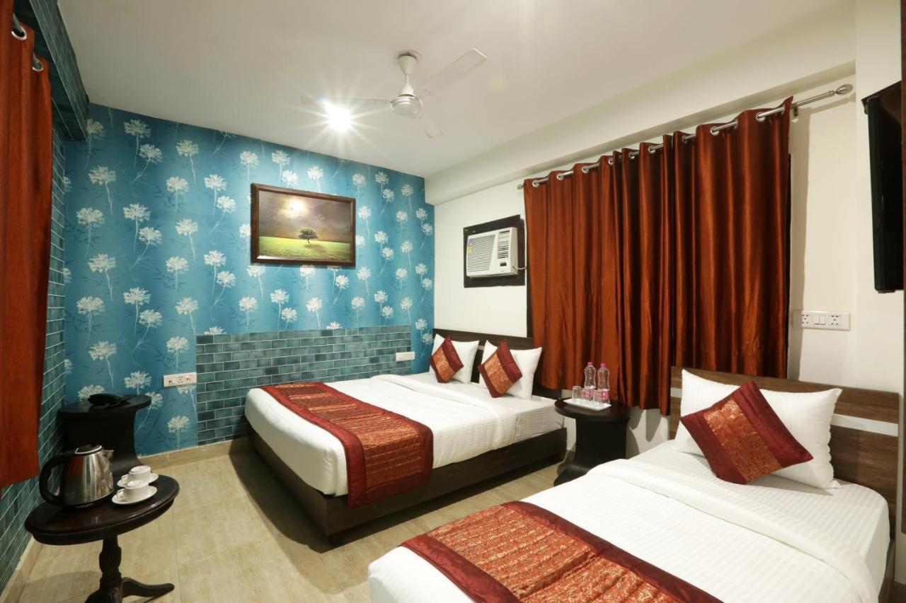 Hotel Classic New Delhi Ngoại thất bức ảnh