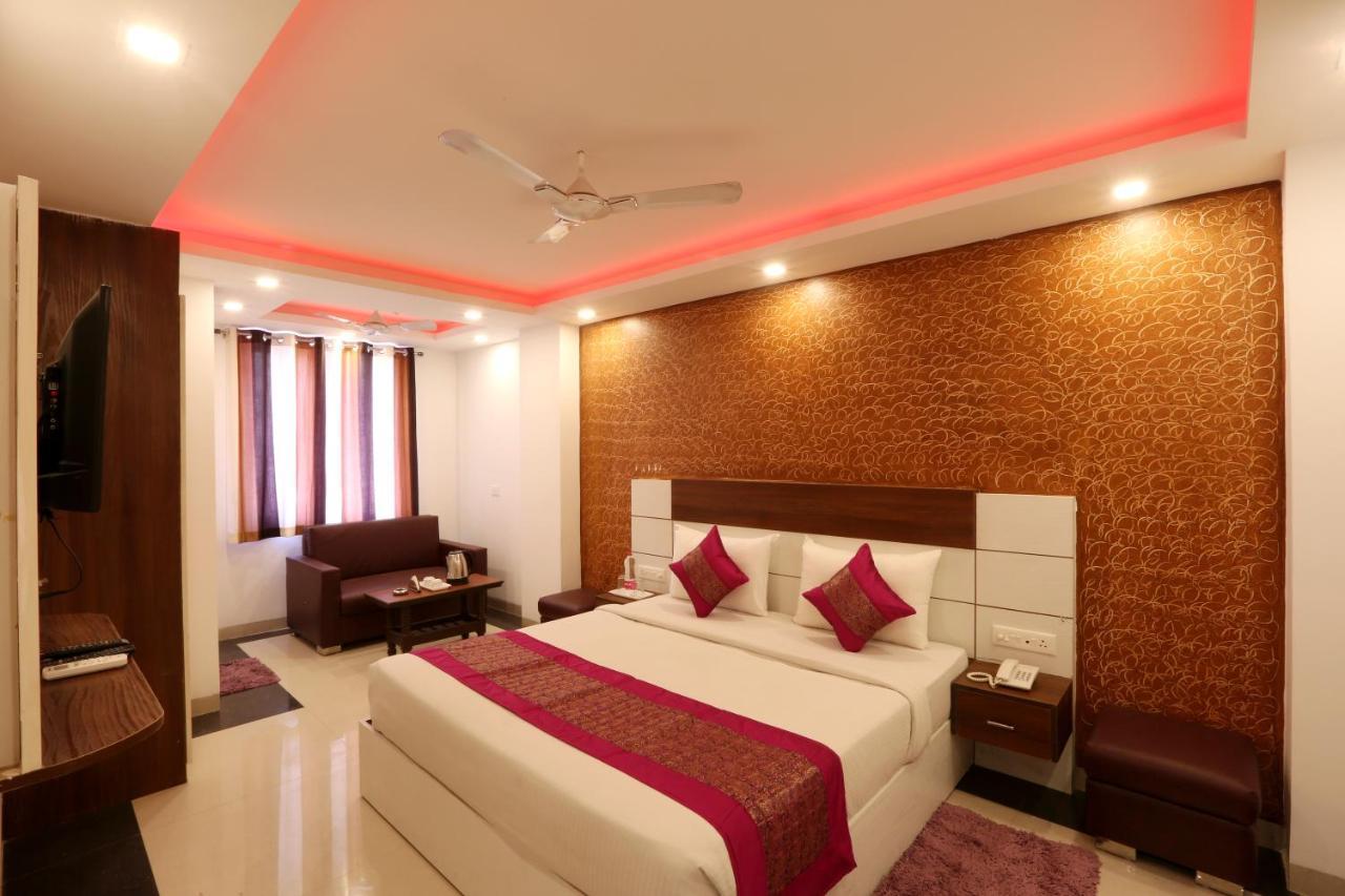 Hotel Classic New Delhi Ngoại thất bức ảnh