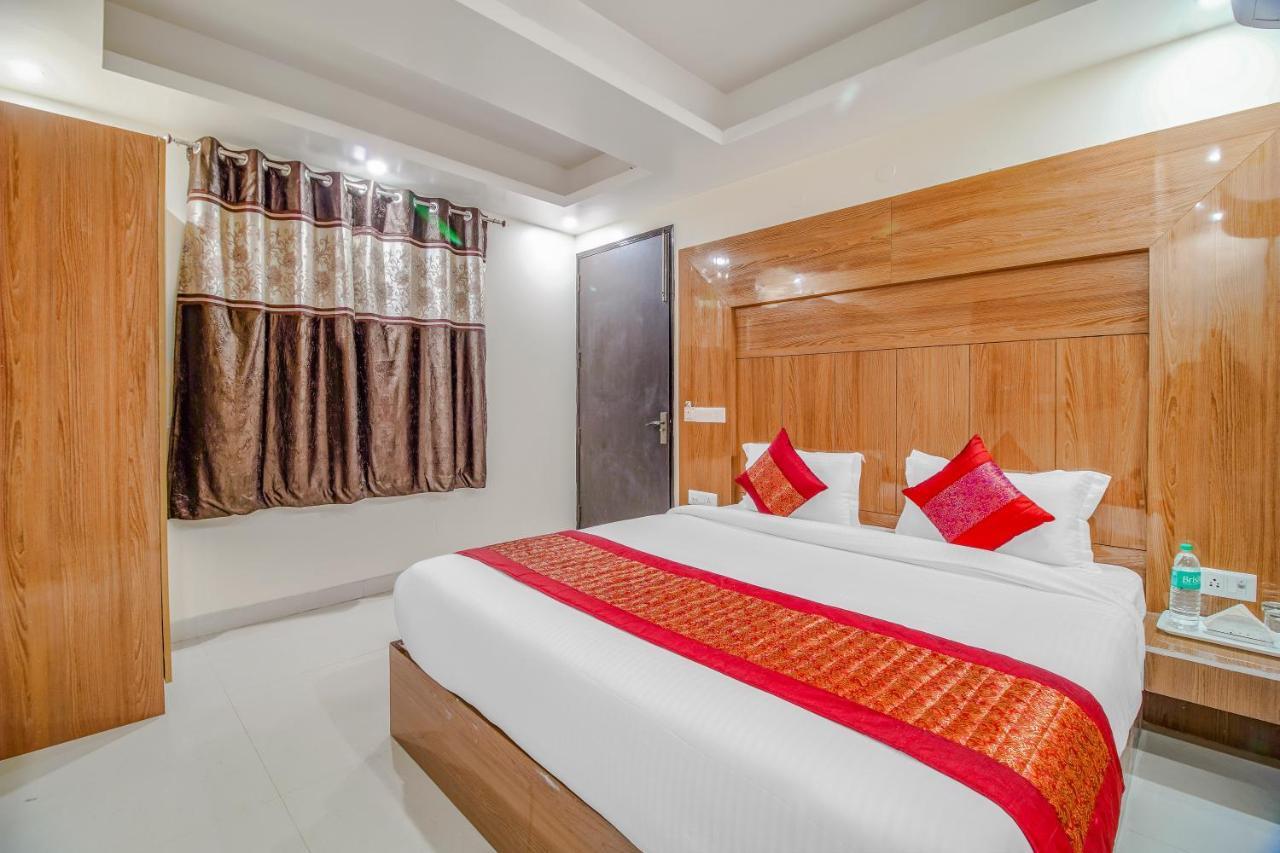 Hotel Classic New Delhi Ngoại thất bức ảnh